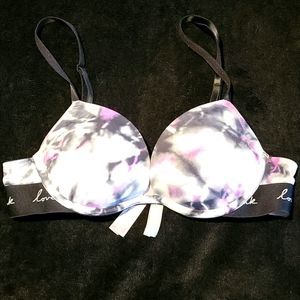 SOLD! Vs Pink Bra